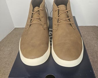 New in Box Izod Men display picture 1