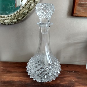 Diamond Cut Clear Glass Decanter Vintage Glass Stopper