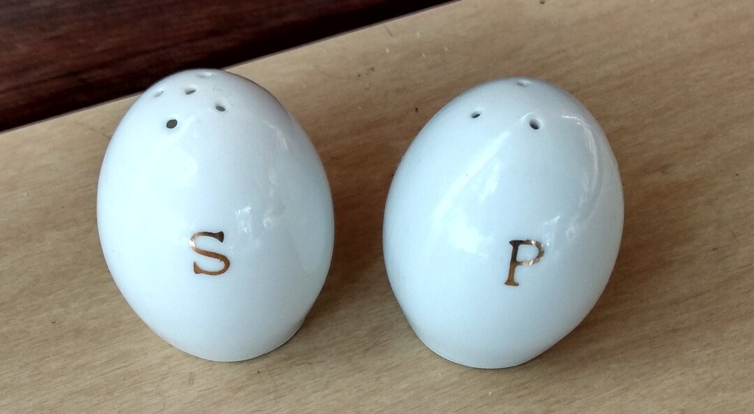 Vintage Egg Shaped Salt and Pepper Shakers Ceramic With Gold Etsy