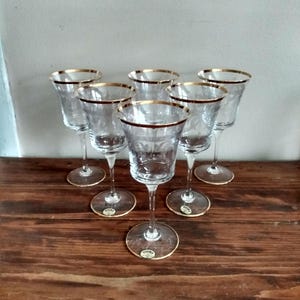 Set of 6 Bohemia Czechoslovakia Wine Glasses Etched Design Gold Trim Crystal