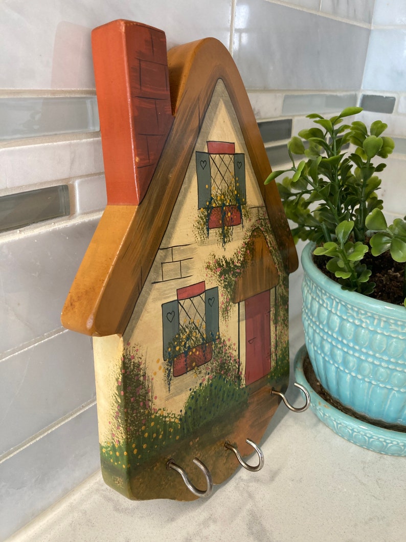 Vintage Hand-painted Key Holder/cabin Decor/ Signed Art Piece - Etsy Canada