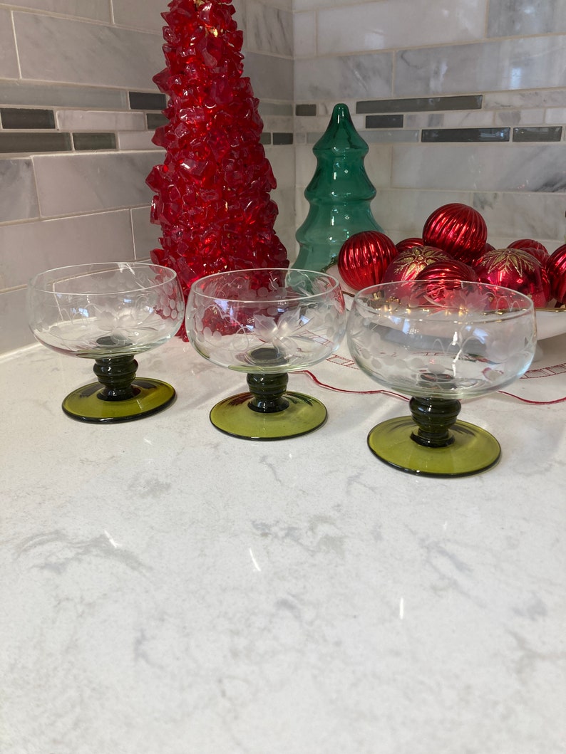 Vintage wine glasses/Vintage Avocado green stemmed/Etched Cordial glasses/ Vintage Brandyglasses/Hostess gift image 2