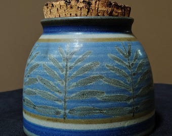 5" Wheel Thrown Cork Lidded Stoneware Jar Signed Jim Fineman Studio Ceramic Outer Banks Fern Painted