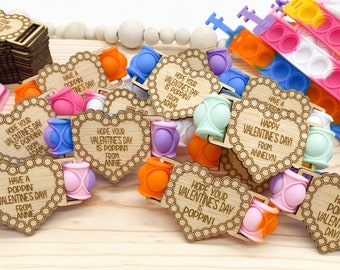 Valentine's Popit Bracelets With Engraved Wood Tag, Classroom Valentines, Pop it Tags, Valentines Classroom Favor, Kids Valentines