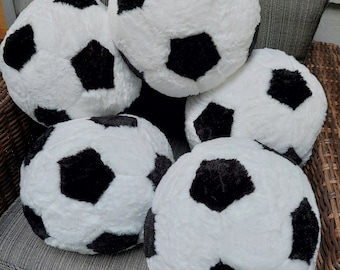 Ballons de football en peluche surdimensionnés, oreiller de ballon de football super doux, ballon de football rembourré, cadeaux de football, oreillers de sport, cadeau de football pour seniors