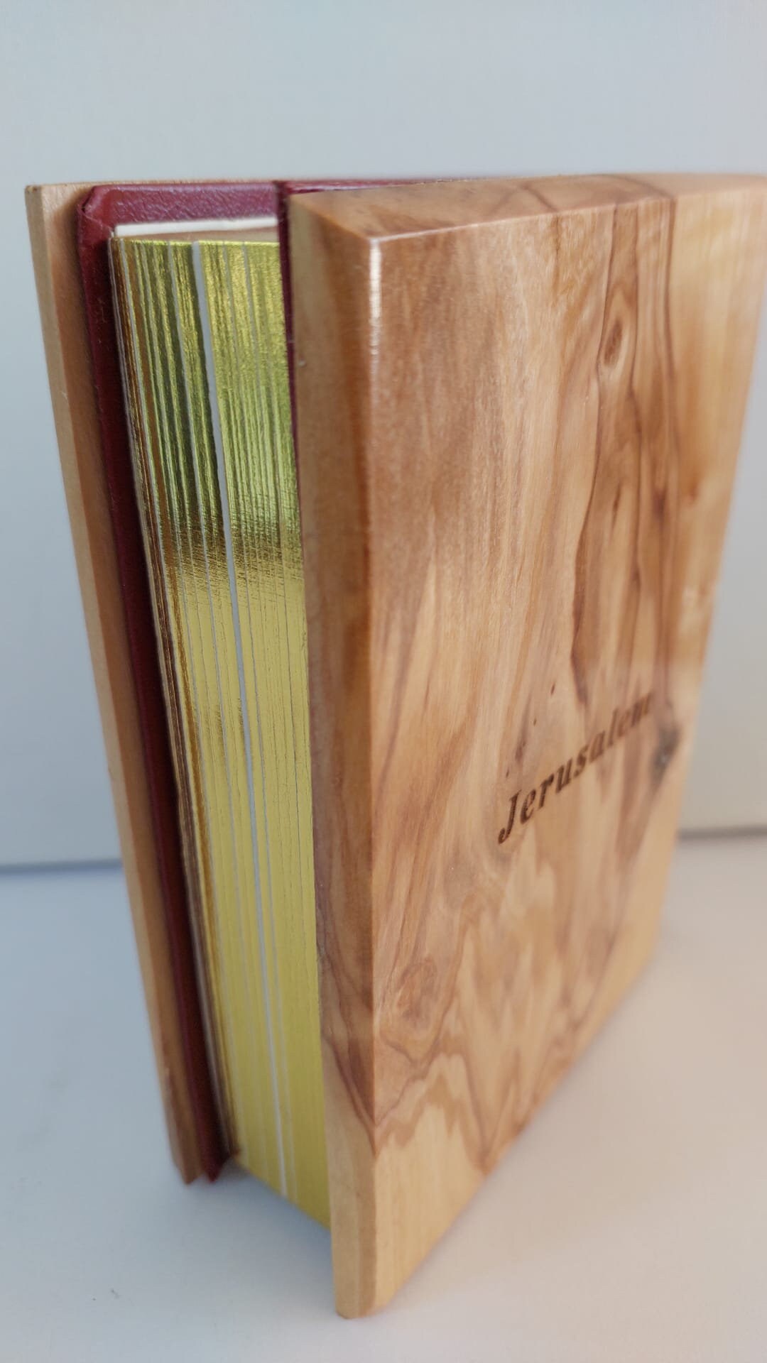 La Sainte Bible En Francais - Olive Wood Holy Bible in French