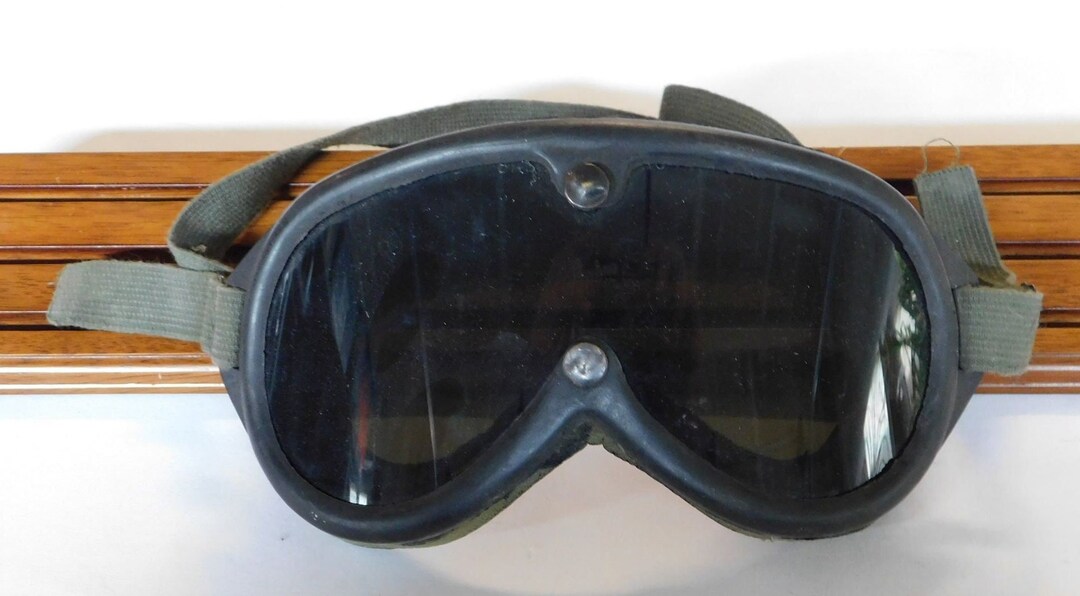 1980s Army Issued Goggles With Laser Protection Lenses Etsy
