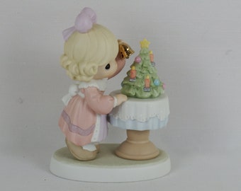 Precious Moments 2001 May Your Days Be Merry and Bright Porcelain Figurine, Christmas Trees, Holidays, Jingle Bells, Enesco