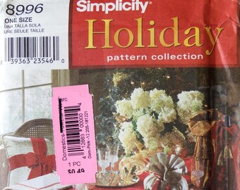 Simplicity 8996 Holiday Pattern Collection Sewing Pattern