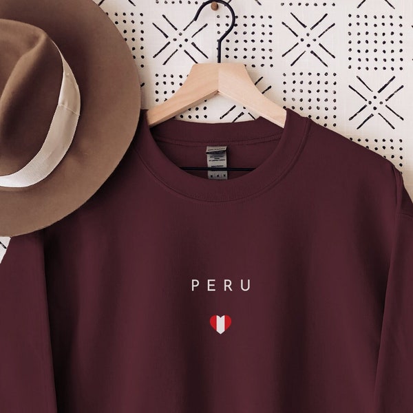 Peru Sweatshirt, Peru Crewneck, Peru Shirt, Peru Gift, Peru Flag Pullover, Peru Souvenir, Travel Sweater