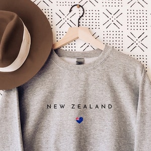 New Zealand Sweatshirt, New Zealand Crewneck, New Zealand Shirt, New Zealand Gift, New Zealand Flag, New Zealand Souvenir, Travel Sweater