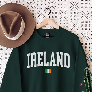 Ireland Sweatshirt, Ireland Crewneck, Ireland Shirt, Ireland Gift, Ireland Flag Pullover, Ireland Souvenir, Travel Sweater