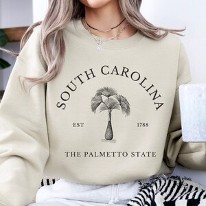 South Carolina Pullover Sweatshirt, South Carolina Pullover, Carolina Shirt, Carolina Souvenir Gift, Travel Sweater, The Palmetto State