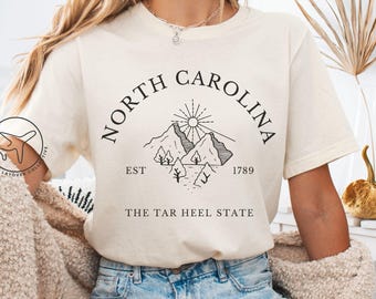 Koszulka z nadrukiem „North Carolina Mountain Sunrise”, koszulka „Tar Heel State”