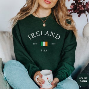 Ireland Sweatshirt, Ireland Shirt, Ireland Gift, Ireland Flag Gift, Travel Sweatshirt, Comfortable Unisex Pullover