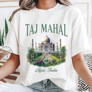Taj Mahal Shirt, Agra India tshirt, Indian Travel Gift, Taj Mahal Graphic Tee, 7 Wonders of the World Souvenir