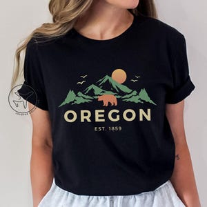 Oregon Shirt, Oregon TShirt, Pacific Northwest Tee, Oregon Travel Souvenir, Oregon Gift, PNW Graphic
