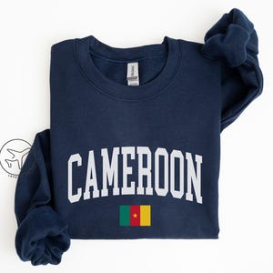 Cameroon Flag Sweatshirt, Cameroonian Pride Pullover, Africa Heritage Sweater, Minimalist Flag Crewneck, Travel Gift from Cameroon