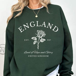 England Sweatshirt, England UK Crewneck, United Kingdom Travel Gift Idea, English Rose Graphic, Comfortable Unisex Pullover