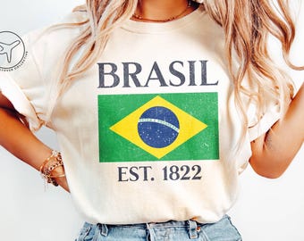 Camiseta vintage com a bandeira do Brasil, lembrança de viagem ao Brasil, camiseta Comfort Colors