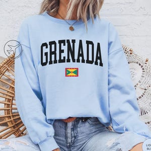 Bluza z okrągłym dekoltem i flagą Grenady, pamiątka z Karaibów