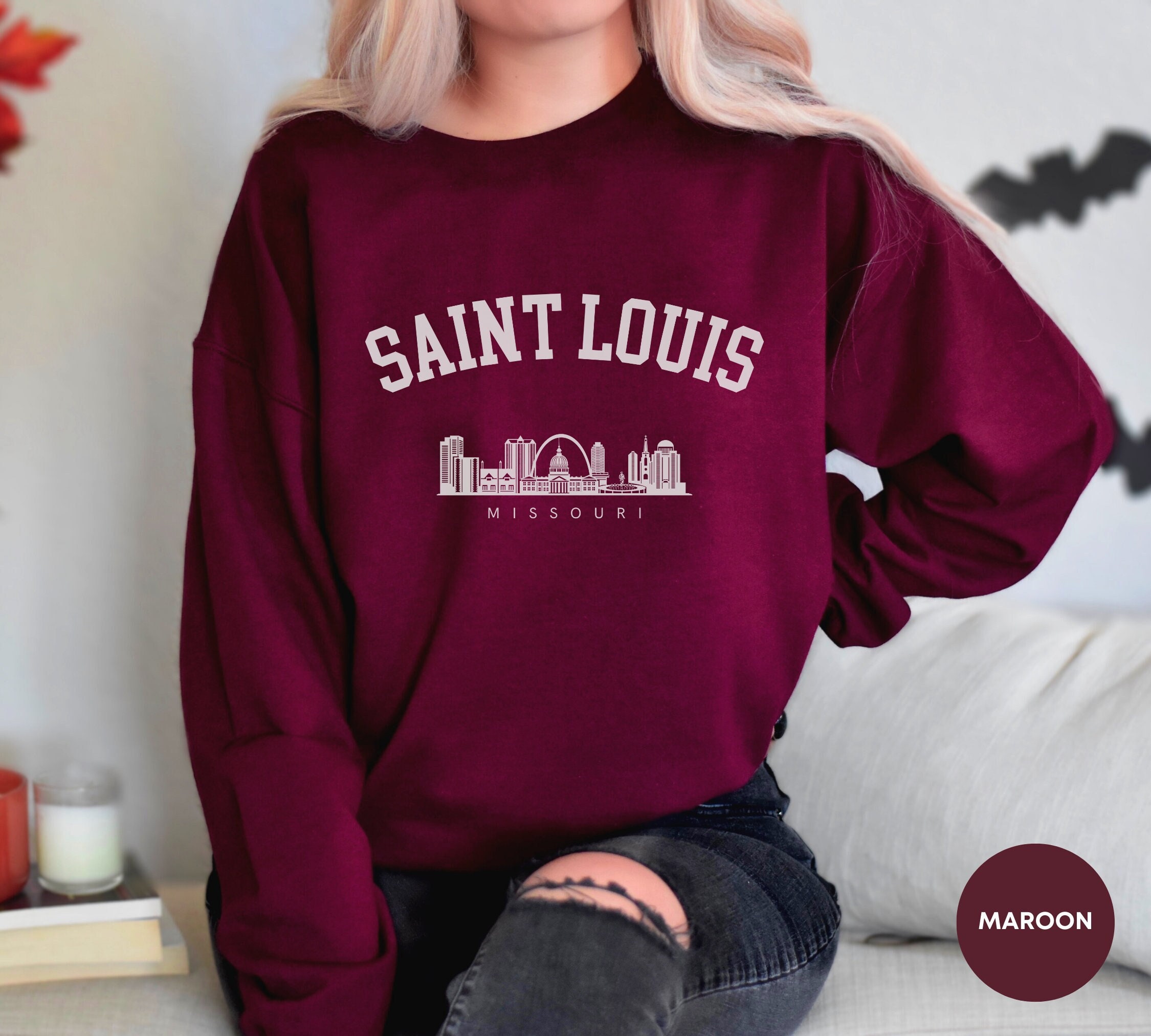 Saint Louis Preppy Cursive / Saint Louis Sweatshirt / St. Louis / Graphic  Sweatshirt