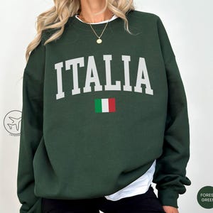 Italia Crewneck Sweatshirt, Italy Flag Pullover, Travel Gift for Italian Lovers, Minimalist Italy Sweatshirt