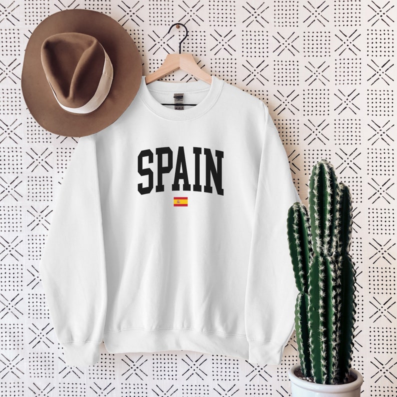 Spain Sweatshirt, Spain Crewneck, Spain Shirt, Spain Gift, Spain Flag, Spain Flag Pullover, Spain Souvenir, Travel Sweater image 2