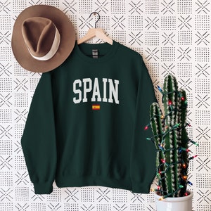 Spain Sweatshirt, Spain Crewneck, Spain Shirt, Spain Gift, Spain Flag, Spain Flag Pullover, Spain Souvenir, Travel Sweater image 4