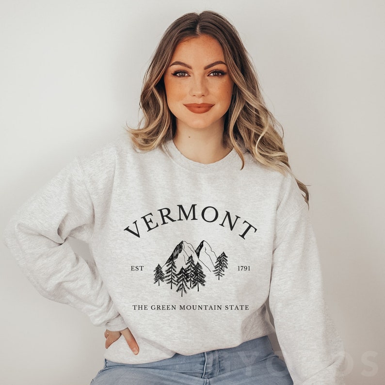 Vermont Sweatshirt, Vermont Crewneck, Vermont Gift, Vermont Pullover, Vermont Souvenir, Chalot de voyage, The Green Mountain State image 5