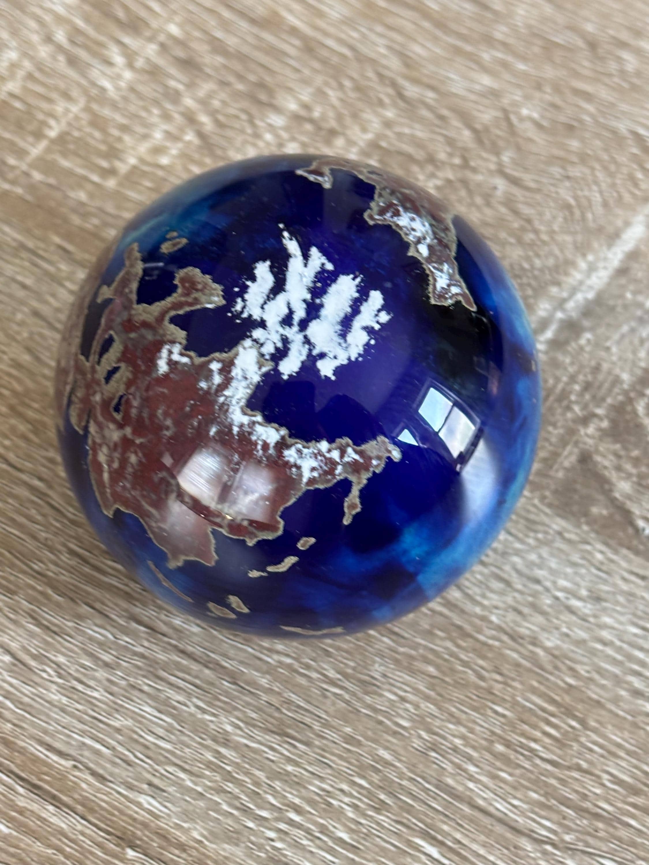 Lundberg Art Glass Globe Paperweight - Etsy