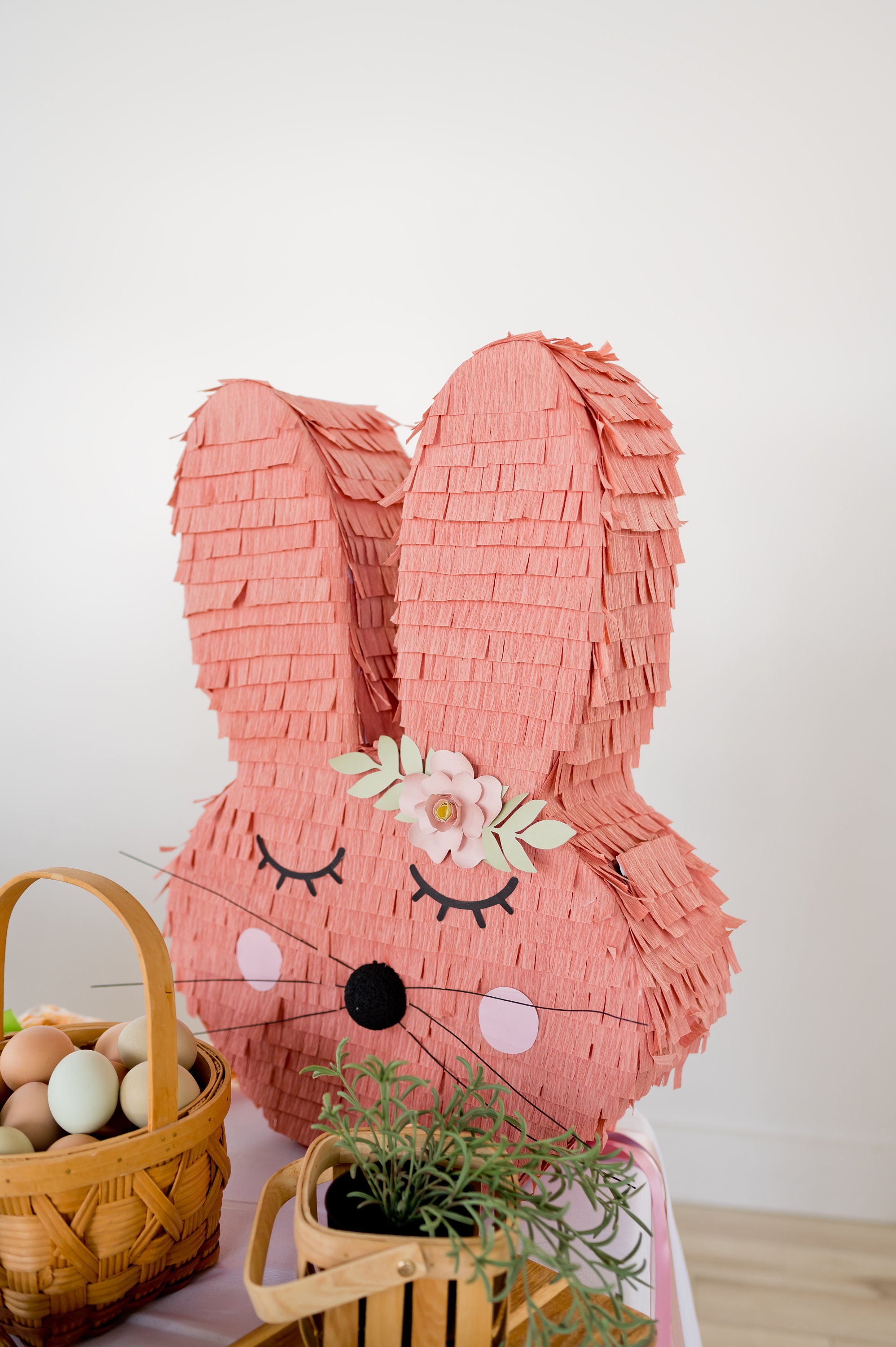 Piñata De Pâques Lapin WERNNSAI Avec Bandeau Et Bâton - Décoration Fête Enfants Et Printemps - Remplissable Jusqu'à 5 Livres
