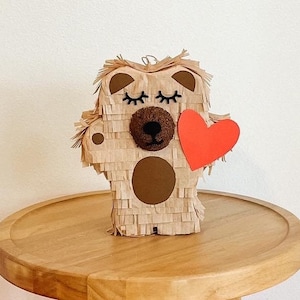 Love bear piñata