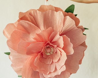 咲き誇るガーデンフラワーピニャータ - パーティーを花のファンタジーに彩りましょう!