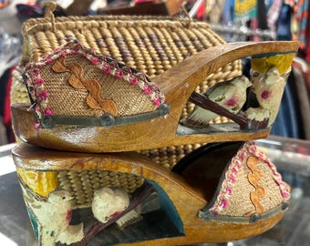 1940s Souvenir Novelty Shoes and Basket
