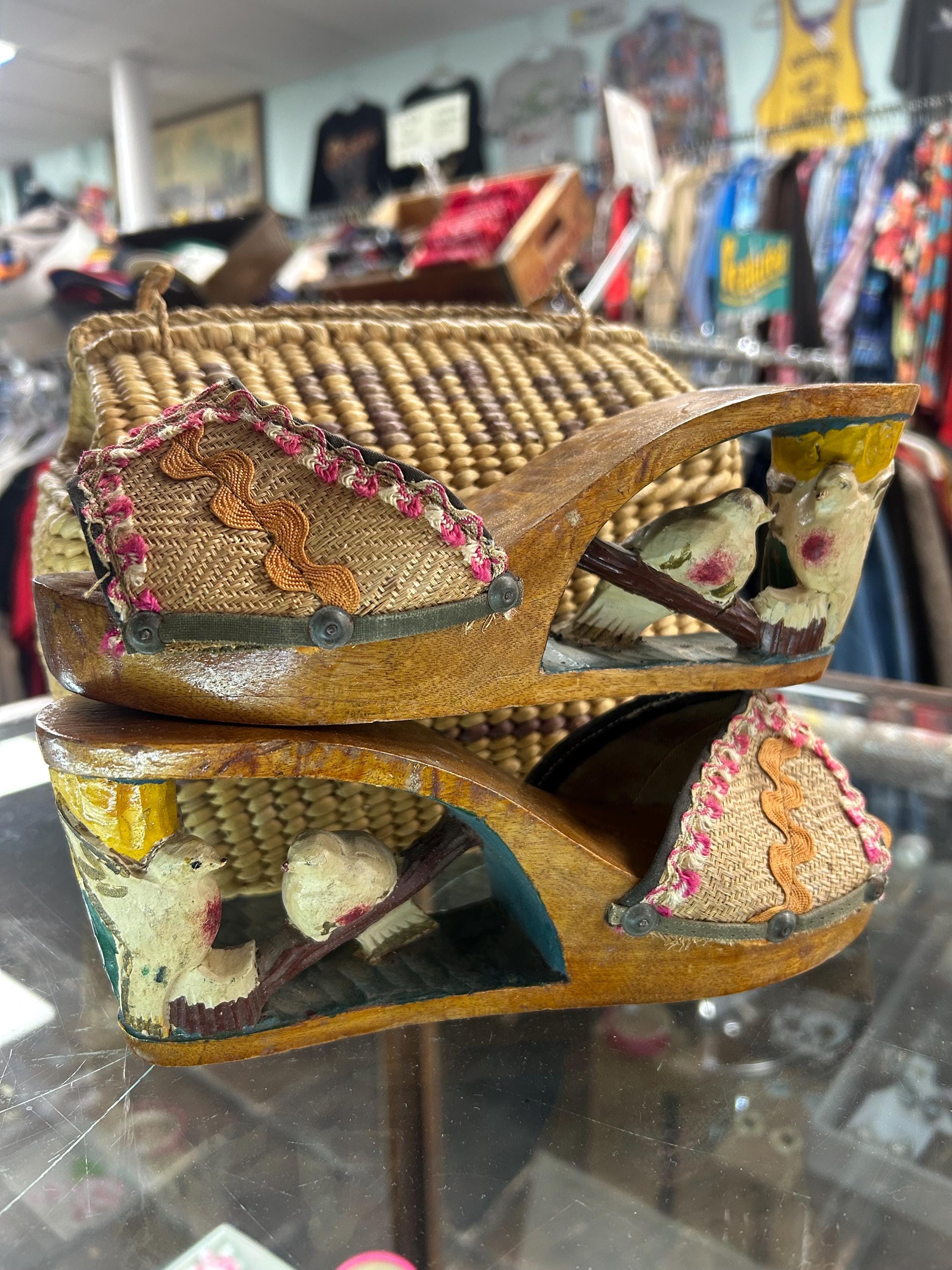 1940s Tiki Shoes - Etsy