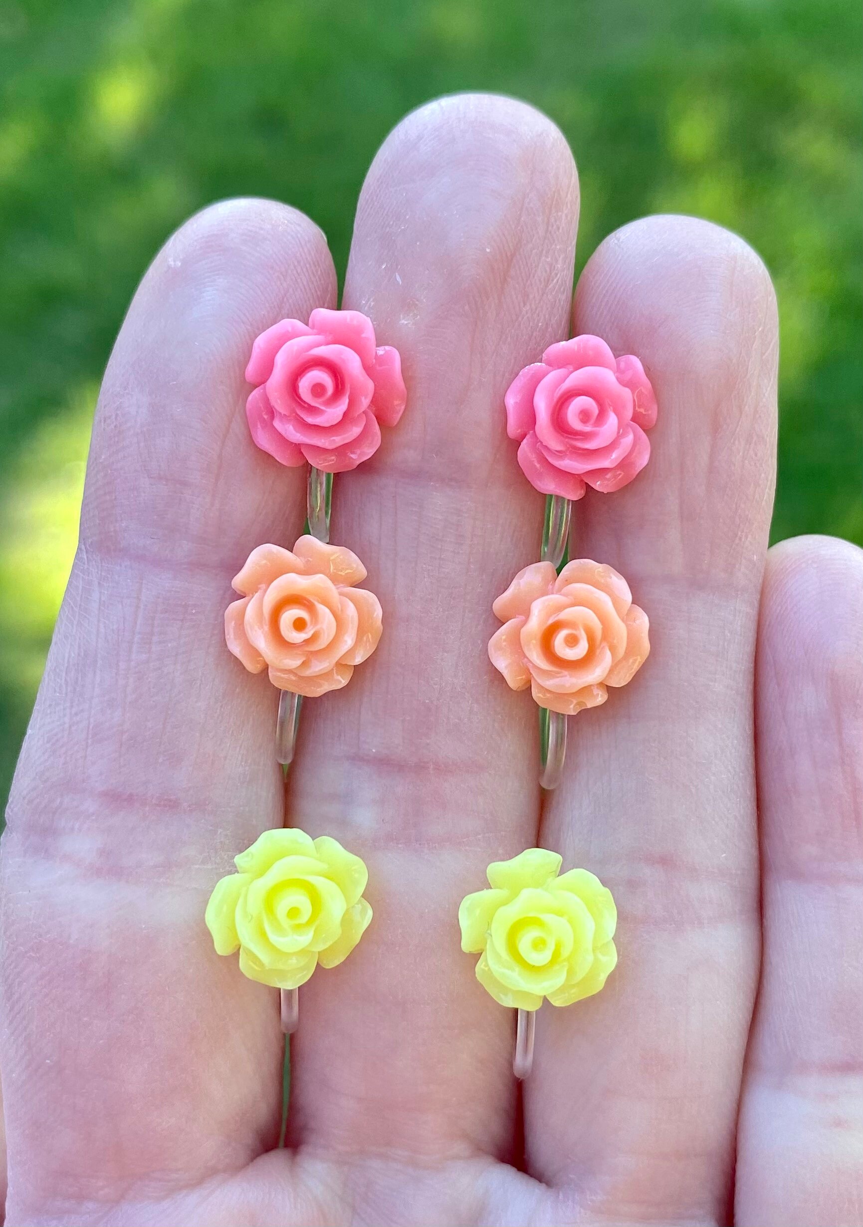 Idin Clip-on Earrings - Red Glossy Rose Flower Earrings For Non-Pierced Ears (approx. 19mm)-612542