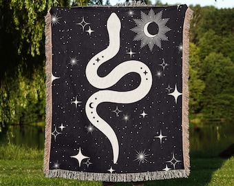 Reptile Decor Snake Print Woven Blanket Tapestry Dark Academia Decor Textile Wall Hanging Boho Throw Blanket Witch Moon and Stars Tapestry