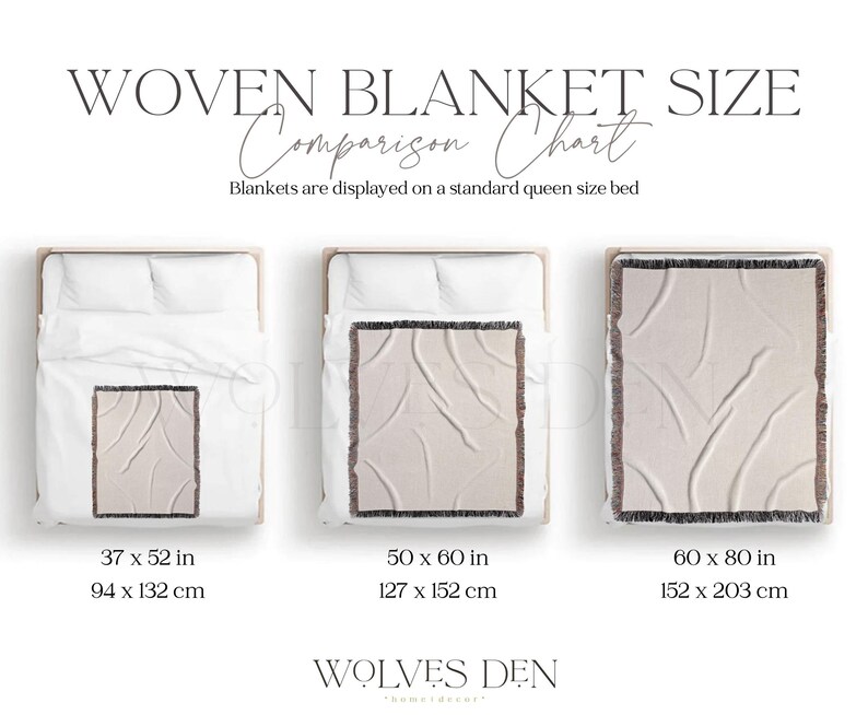 K&ouml;nnte beinhalten: Eine Vergleichstabelle von gewebten Deckengr&ouml;&szlig;en, die auf einem Queensize-Bett gezeigt werden. Die Tabelle zeigt drei verschiedene Gr&ouml;&szlig;en: 37 x 52 Zoll (94 x 132 cm), 50 x 60 Zoll (127 x 152 cm) und 60 x 80 Zoll (152 x 203 cm). Die Decken sind alle in einem hellen Beige mit einem dezenten gewebten Muster.