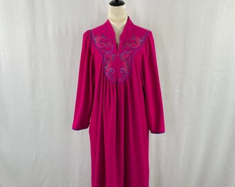 Vintage Vanity Fair Fuchsia Velour Nightgown with Embroidery Size L, Luxurious Full-Length Retro Sleepwear, Collectible Made in USA Robe