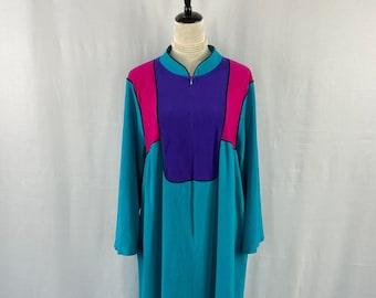 Vintage Vassarette Color-Block Housecoat Size XL, Retro Teal Magenta Purple Long Robe with Zipper and Pockets, Made in USA, 1980s Sleepwear