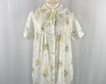 Vintage Floral Long Nightgown with Lace and Ribbon Detail Comfy Cotton Type Size Small, Cottagecore Sleepwear, Union Made, Christmas Gift