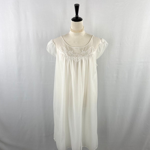 Vintage Chiffon Nightgown by Gaymode Size 36, Ivory Lace Trimmed Full Length Sleepwear, Classic Bridal Trousseau, Romantic Retro Nightdress