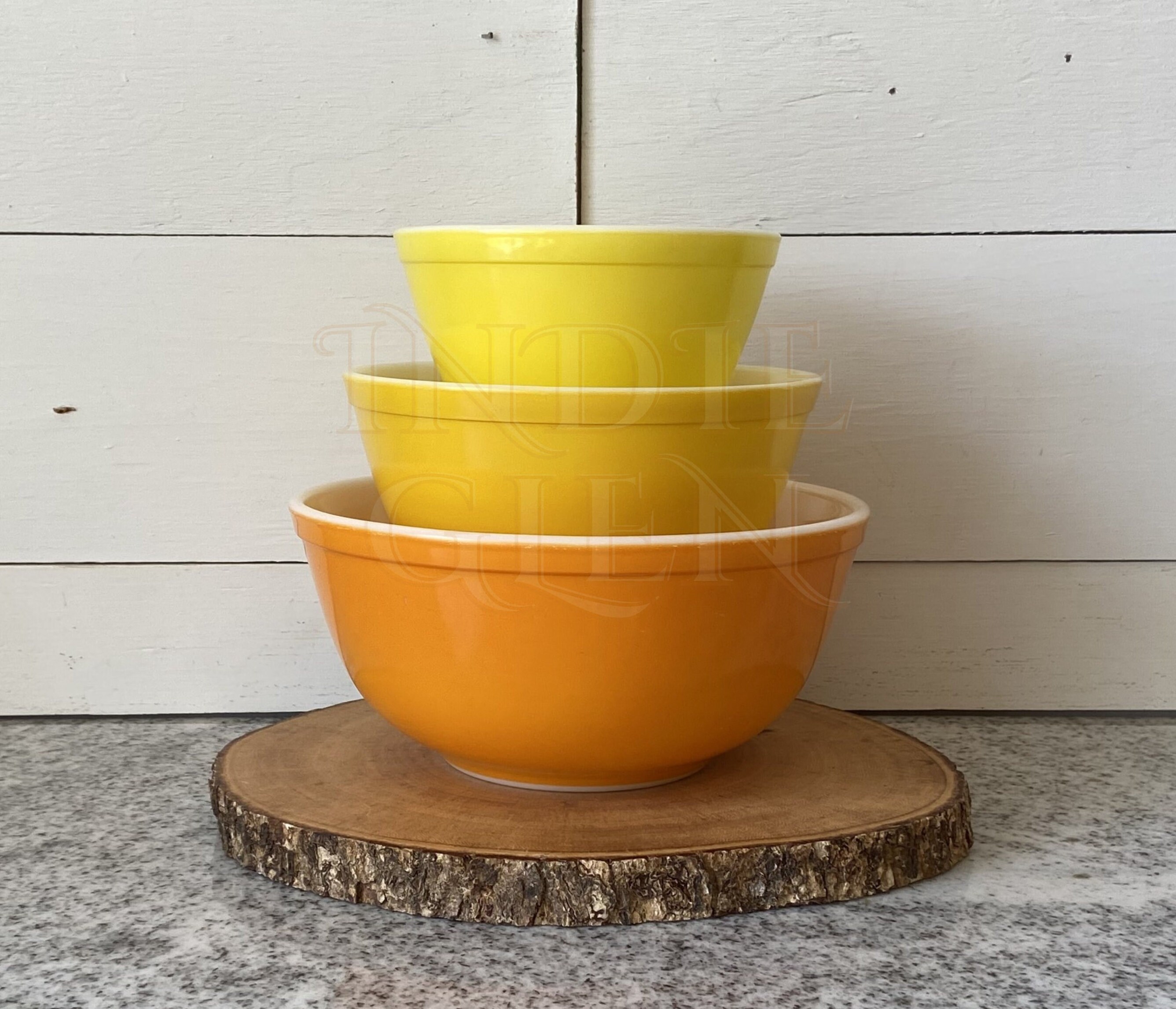 Vintage Pyrex Citrus Colors Mixing Bowl Set of 3, Orange Yellow