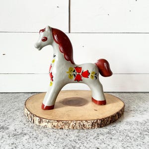 Vintage Scandinavian Wooden Horse, Hand-Painted Dala Style Figurine with Floral Folk Art Design, Nordic Shelf Decor, Rustic Farmhouse Accent