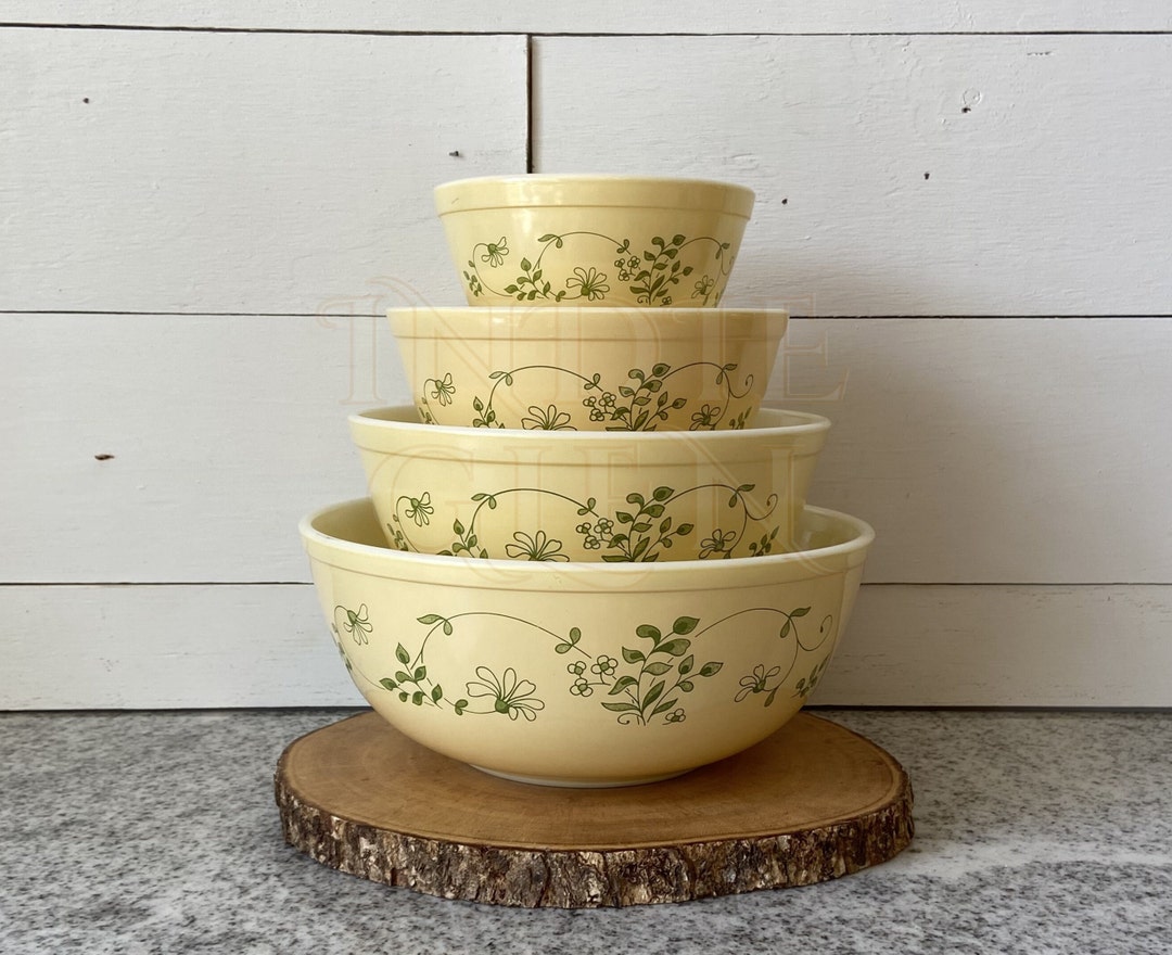 Vintage Pyrex Shenandoah or Wintergreen Complete Mixing Bowl Set 401 ...