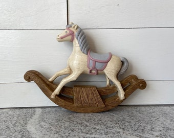 Charming Vintage Burwood Products Rocking Horse Wall Hanging from 1988, Vintage Wall Hanging, Nursery, Kids Bedroom, Distressed Cream & Pink