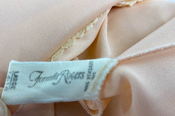 Vintage Formfit Rogers Peach Nightgown with Cream… - image 9