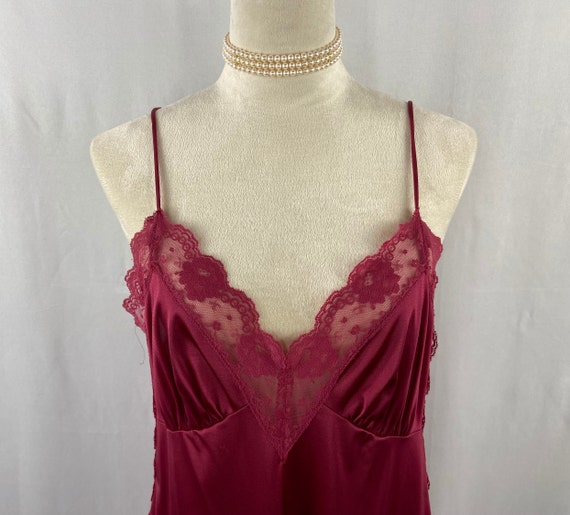 Vintage JCPenney Magenta Satin Nightgown Lace Det… - image 2