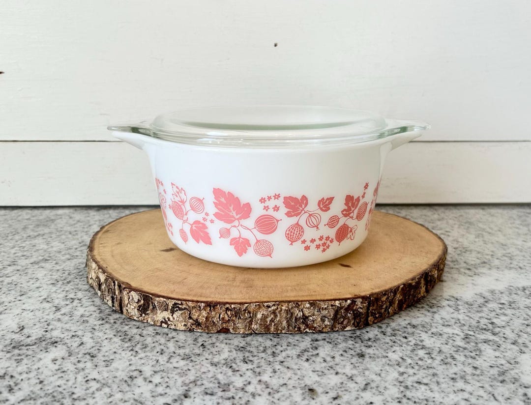 Gooseberry Pink Vintage Pyrex Round Casserole Dish 474 1.5 Quart With ...